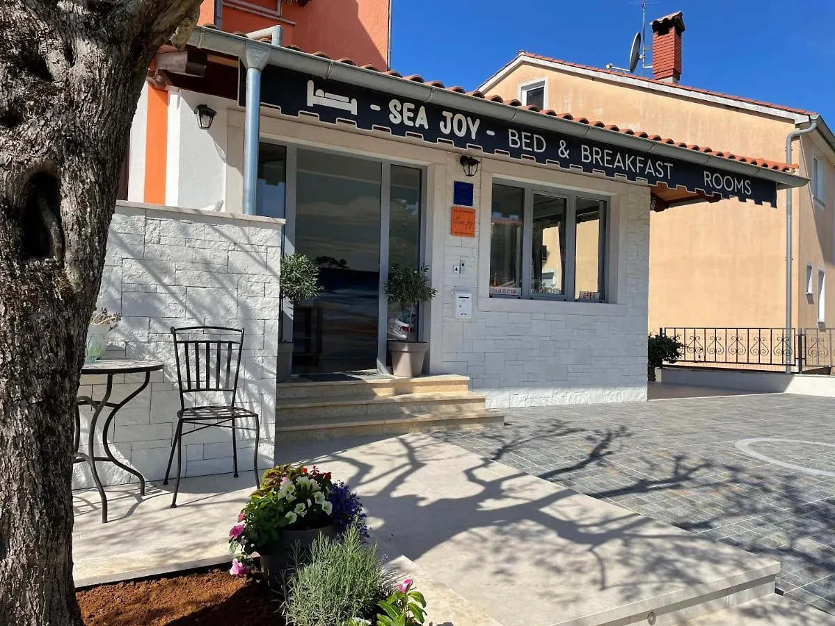 B&B Sea Joy Rovigno Affittacamere